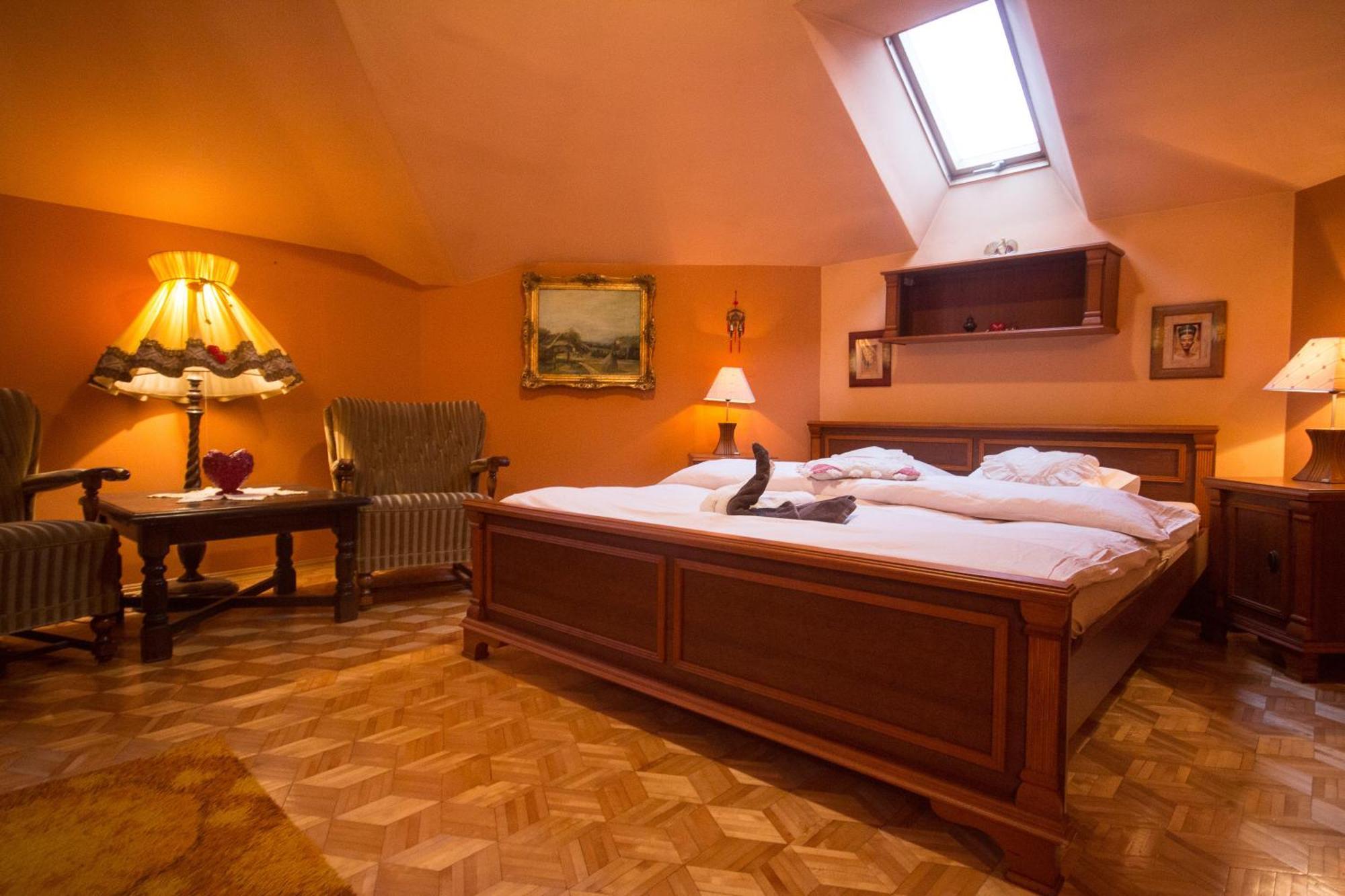Hotel Villa Hubertus Kutno Room photo
